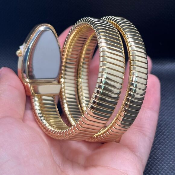 Luxury Serpenti Watch Bestseller! Trendy! - Picture 13 of 14